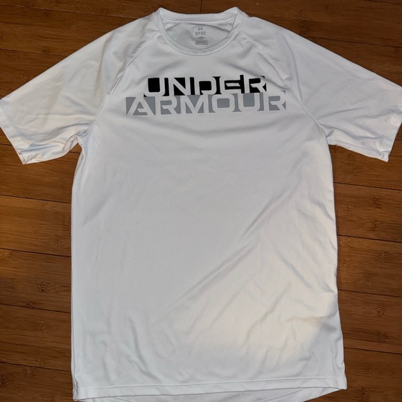 Under Armour Other - Under Armour Men's White Short Sleeve Tee
